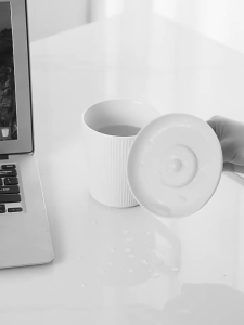 Cute Mug Lid Cover with Tea Spoon Holder Silicone Tea Cup Lid Cover Keep Warm/Cold Penutup Cawan