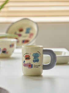 Large Capacity Ceramic Cartoon Cup Korean Style Breakfast Coffee Oats Cup Home Use High Aesthetic Value April Fourth Brand