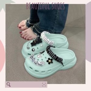 KDAShop รุ่นฮิต ขายดี รองเท้าหัวโตแฟชั่น แถมตัวการ์ตูนน่ารักๆมาใหม่ ไปให้ฟรีเลยน๊า พื้นรองเท้าหนา 1.5-2 นิ้ว นิ่มใส่สบาย มีมาให้เลือก 5 สี ของมีพร้อมส่งทุกบ้านแล้วจ้า