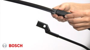 Bosch Aerotwin Plus Multi-Clip Car Wiper Pair Set for Renault Grand Scenic