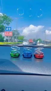 Solar Car Air Freshener Car Aromatpy 360 Degree Rotation Perfume Fragrance Auto Flavoring Decor Car Interior Accessories