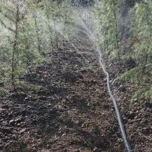 DÂY TƯỚI PHUN MƯA AMZ PHI 34MM NHẬP Khẩu CAO CẤP - Có Đục Lỗ