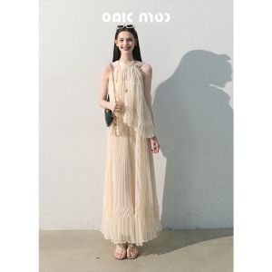 OAKMOO | Bộ Áo Váy Yếm Trắng