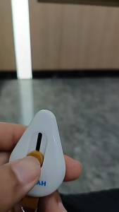 Hyundai Cutter 9mm Pisau Pembuka Paket Pisau Bongkar Kotak Mini Portabel Pisau Potong Kertas