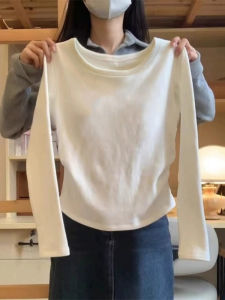 White Fleece Lined Short Womens T-shirt Design Sensation Spring Autumn Winter Waist Cinched Long Sleeve Casual Style Top