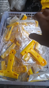 portable Scaper Pisau Pembersih Kaca / sticker / kupas cat Ubin Keramik Lantai