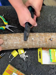 2025 รุ่นใหม่ล่าสุดคีมปอกสายไฟ คีมช่างไฟฟ้าวัสดุสแตนเลส ตัดได้ทั้งสายอ่อนและสายแข็งคีมอเนกประสงค์ ปอกลวด/กดลวด/ตัด/ม้วนลวด/หนีบ 5in1