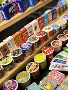 Miniature Artificial Mini Convenience Store Supermarket Snacks Candy Toy Toys DIY Trending Creative Stylish Food Instant Noodles