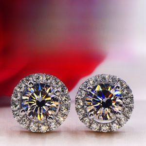 Import Moissanite Stud Earrings Pt950 Platinum Diamond Earrings for Men and Women Elegant Classic Six-Claw 18K Platinum Non-Allergic