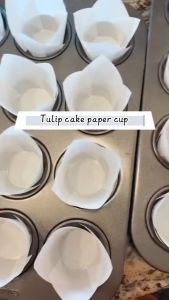 50Pcs Tulip Cupcake Paper Cupcake Liners Easy Release Muffin Cups for Baking Cake Decorating Tool