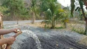 Đầu tưới tay tưới vòi tưới có thể điều chỉnh dùng tưới cây xịt rửa xe vệ sinh chuồng trại... hiệu QUANG NHẬT PHÁT