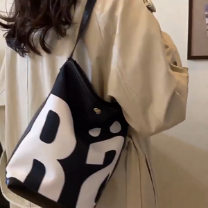 AOJN LIssomeSUN ห้องสมุด Paket Fashion กระเป๋าสะพายไหล่ผู้หญิงกระเป๋าถือแฟชั่นกระเป๋าทรงถังการพิมพ์ที่เรียบง่ายกระเป๋าผ้ากระเป๋าสะพายไหล่พร็อพ