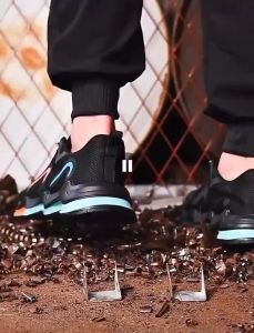 Lightweight mesh surface breathable casual shoes Soft sole non-slip basketball shoes Protective shoes puncture proof