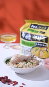 【Buy 4 Of This Link Get 304SS Lunch Box】BaiXiang Instant Noodles Chicken Soup Flavor Ramen 5x111g 白象方便面 New Date Ramen Bai Xiang Ramen Instantaneo - Lazada