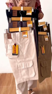 REDY BANYAK WARNA !!! Celana Pendek Cargo - Celana Pendek Chargo - Celana Pendek Pria - Celana Pendek Cinos - Celana Cargo Pendek - Celana Gunung - Celana Santai - Celana Murah Meriah