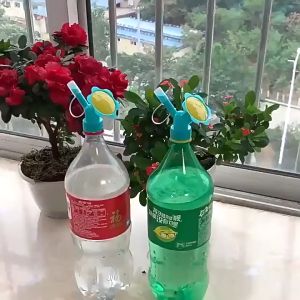 Bình xịt tưới cây bằng nhựa Đầu vòi tưới cây (ô doa) gắn chai nước 2 đầu tiện lợi có nắp đậy-CA666