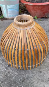 Nôm bắt cá tre già đã sơn phủ bóng PU ( 32x13x42cm ) Loại NHỎ.