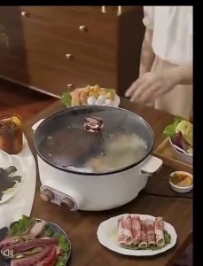 TMALL 📢 พร้อมส่งมาก!!  หม้อไฟฟ้า  ใช้งานได้ 2 ฝั่ง หม้อชาบู 2 ช่อง  เคลือบเทฟล่อน สาามรถแยกน้ำซุปได้ หม้อสุกี้ เคลือบNon-Stick ทำความสะอาดง่าย ไม่ติดหม้อ LK
