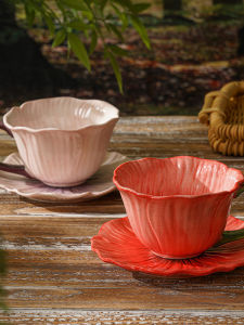 Handmade Ceramic Coffee Cup with Floral Design And Lid Tea Time Latte Cup And Plate Beautiful Underglaze Color Rural Style