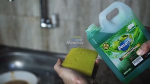 Rosera Sabun Cuci Piring 500 ML Pump Diswashing Liquid Fresh Lime Jeruk Nipis Sabun Cuci Piring Premium Sabun Cuci Piring Premium