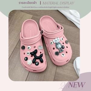 Tsion คอลเลคชั่นพร้อมจัดส่ง รองเท้าแตะรัดส้นหัวโต งานดี ทรงสวย น้ำหนักเบา กันลื่นเน้นๆ พร้อมส่งให้เลือก 4 สี ใส่ไปเที่ยวก็ดี ใส่ไปเรียนก็ได้ รุ่นนี้มาพร้อมตัวติดการ์ตูนสุดน่ารัก ใครสนใจงานดีๆ แนะนำเลย ด่วนๆๆๆ