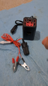 H25 POWER INVERTER 200 WATT USB TYPE C TIPE cigarette lighter ORI 100% TERMINAL CLIP ON SOKET SOCKET PLUG AKI MOBIL DC TO AC LISTRIK SETRUM CAS ELEKTRONIK 12v 24v ADAPTOR KONEKTOR ADAPTER COLOKAN KONEKTOR MOBIL TRUK MULTI FUNGSI UNIVERSAL STOP KONTAK DAYA