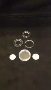 ตลับอะคริลิคใส่เหรียญ งานไทย มีหลายขนาด แกนอะคริลิคบังคับเหรียญ ตลับไทย ตลับอะคริลิคไทย