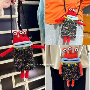 Túi đeo chéo hình ba mắt màu đỏ dễ thương handmade