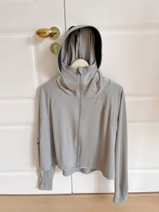 Womens Summer Outdoor Ice Silk Thin Sun Protection Clothing Breathable UV Protection Outerwear Long Sleeve Polyester Jacket