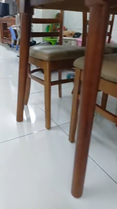 BÀN ĂN 4 GHẾ CHẤT LIỆU GỔ CAO SU.