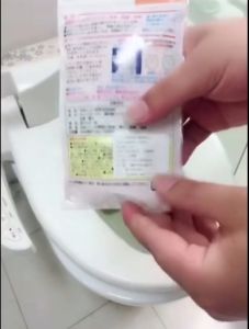 KBR ก้อนฟู่ชักโครก ดับกลิ่น กลิ่นกู้หลาบ และ กลิ่นส้ม จำนวน 4 เม็ด ใส่ชักโครก นำเข้าจากญี่ปุ่น