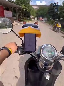 Motor Universal Stand/Dudukan Navigasi Ponsel Helm Kecil/Dudukan Handphone/Phone Holder Model Topi/Phone Holder Motor spion/Phone Holder Hp Motor Spion /Holder Hp Motor/Rak Navigasi/bingkai ponsel sepeda/holder hp motor waterproof/Dudukan Ponsel Putar 360