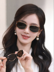 HELEN KELLER | Cat Eye Sunglasses for Women