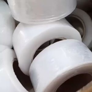 Màng PE trong 5cm nặng 400gram rộng 5cm độ dầy màng 16 - 17 míc.
