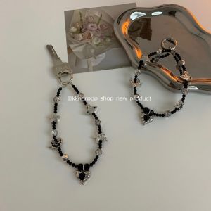 Black Keychain Luxury Fashion Ins Style High Aesthetic Value Mobile Phone Lanyard Ornament Creative Gift Acrylic Material