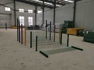 Peach Column Fence Barbed Wire Fence House Park Scenic Spot Fence Community Fence Fence Isolation Network Protective Net