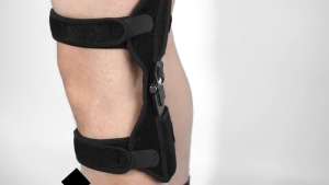 BestGila MAXGEAR 2pcs Upgraded Knee Support with Rebound Spring – Breathable Pads for Enhanced Comfort and Stability