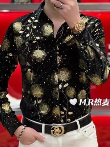 เสื้อเชิ้ตแขนยาวผู้ชายสไตล์ยุโรปฤดูใบไม้ร่วงใหม่หรูหรา เสื้อเชิ้ตทรงเข้ารูปปักลายพร้อมกระเป๋าโลหะผสมทองคำและเพชร