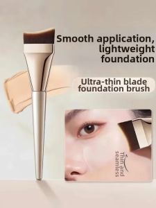 XIANYAN | Slim Crescent Easy-to-Use No-Streak Concealing Professional Makeup Foundation Brush