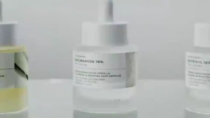 SKIN1004 Madagascar Centella Niacinamide 10% Boosting Shot Ampoule 30ml Centella Asiatica Niacinamide 10% Tranexamic Acid Beta Glucan Hyaluronic Acid Brightening Pore Refining Face Serum