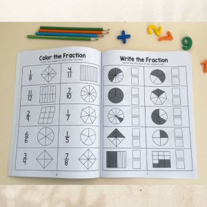 32 Pages สมุดฝึกคิดเลข Essential Fraction Skill Practice Book - Understanding Fractions Visual Color Book Writing With Number Line Comparing Equivalet Fraction Math Manipulatives Workbook Elementary Arithmetic Books Fractions Learning Materials