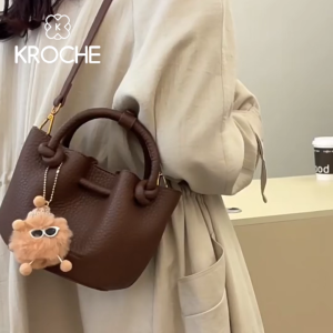 Kroche - [Free Gantungan] Tas Selempang Bucket Casual Alessia Mini Sling Bag dan Pouch