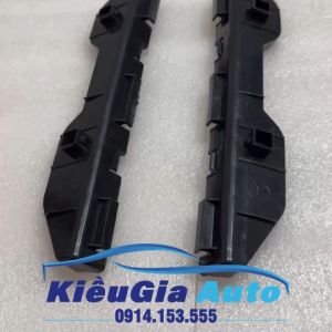 Tai cài cản sau Toyota Corolla Altis 2001-2007 5215502030