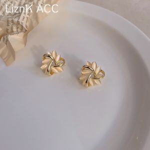 เข็มเงิน S925 ต่างหูโอปอลดอกไม้ ต่างหูโอปอล์ดอกไม้แฟชั่นเกาหลี ต่างหูอินเทรนด์ ต่างหูนำเข้า