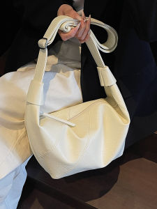 Fashionable Lazy Style Womens Crossbody Bag Dumpling Shape Single Shoulder Bag Commuter Horn Bag Soft Polyester Lining Zipper Closure