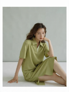 POPCHRIO | Đầm Dài Casual Cổ Polo Màu Phối