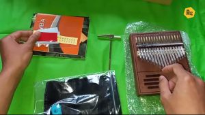 COD KIRIM CEPAT Wishmore Kalimba Mbira Thumb Piano Musical Toys 17 Note Sound / Kalimba alat musik 17 notasi mini kayu bening murah lengkap / alat musik kalimba transparan 17 note aesthetic