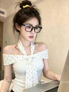 Patched Polka Dot Halter Neck Off-Shoulder Short Sleeve Slim T-Shirt