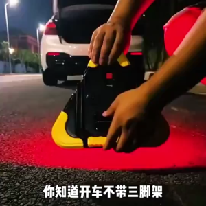 Car Emergency LED Triangle Light Triangle Work Lights Warning Light Solar Rechargeable Emergency Light Lampu Kecemasan