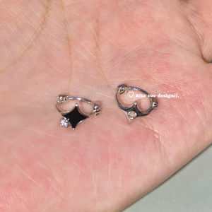 ต่างหูแบบห่วงสีทองรูปดาวไม่สมมาตร ประดับเพชร เครื่องประดับแฟชั่นสำหรับทุกเพศทุกวัย สไตล์เกาหลี ราคาไม่เกิน 20 หยวน